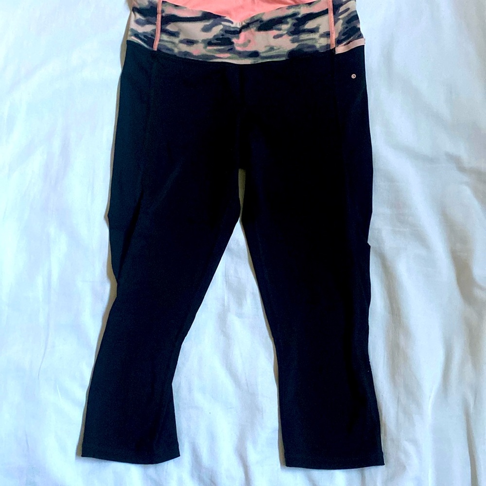 Lululemon crops